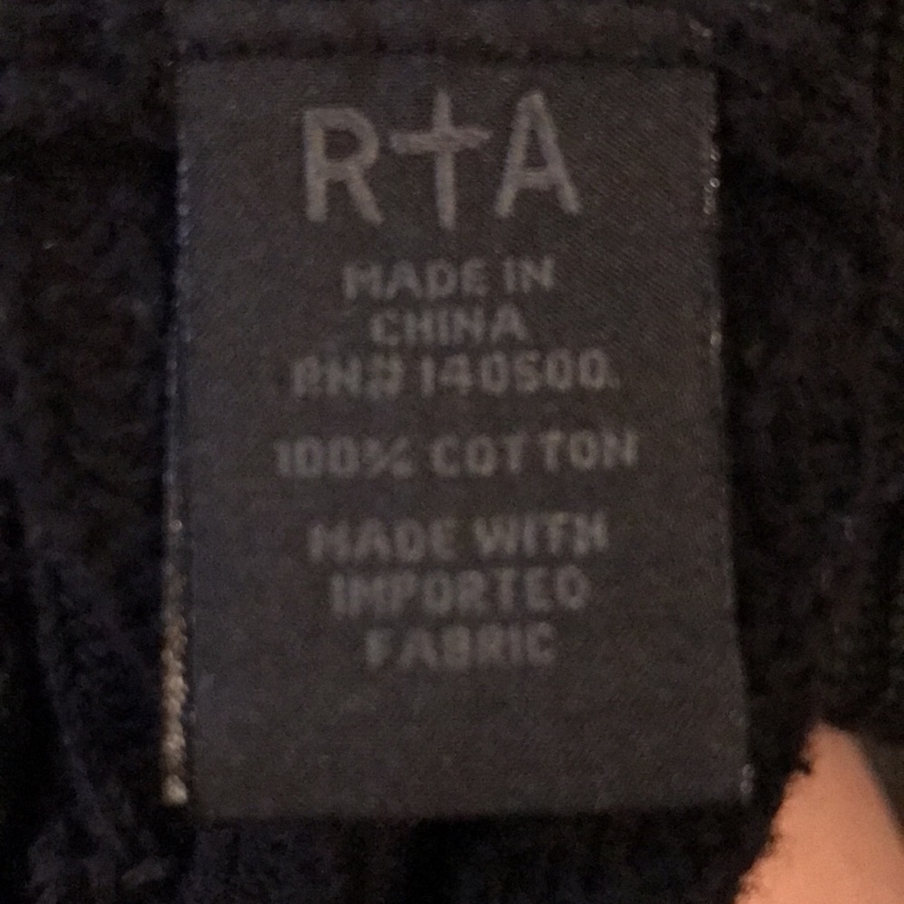 RtA knit sweater - Picture 5 of 10